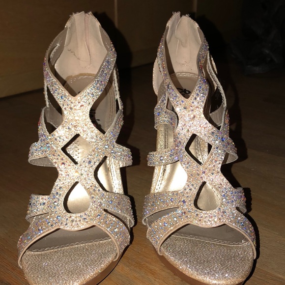 Sweeties’s Prom Shoes - Picture 2 of 2